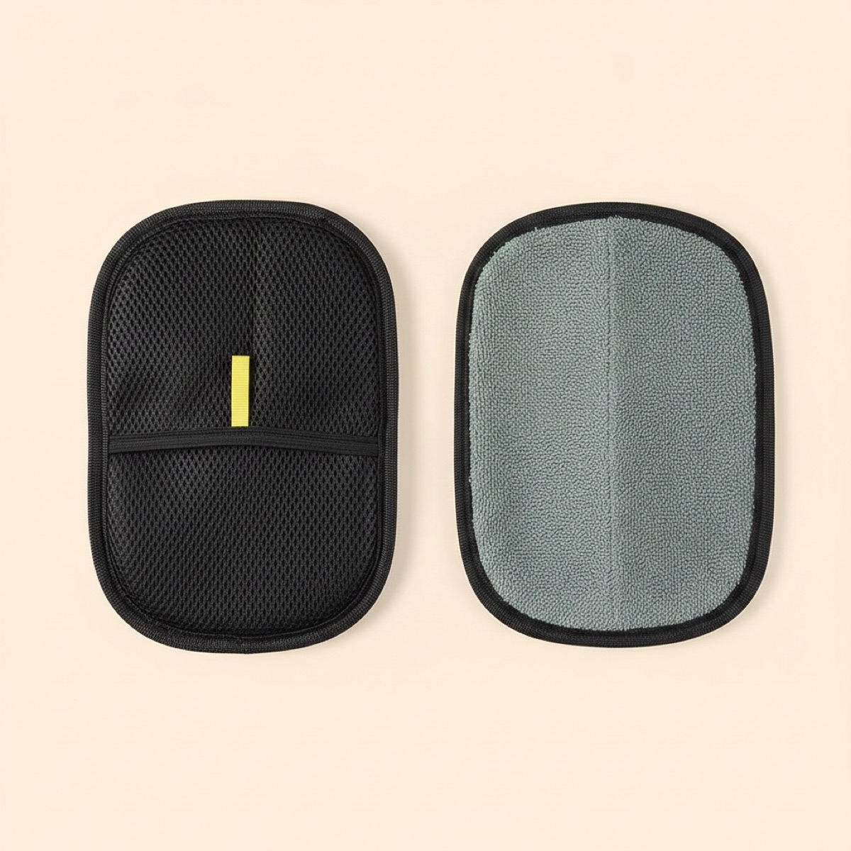 Both faces of the Puravetta mitt